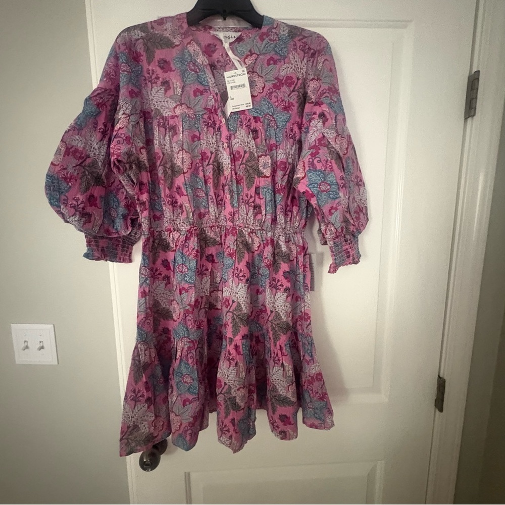 Chic Floral Mini Dress in Pink and Blue